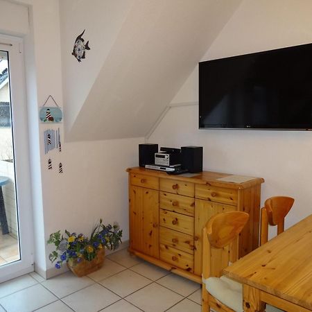 Ferienwohnung Moewe Zingst Esterno foto