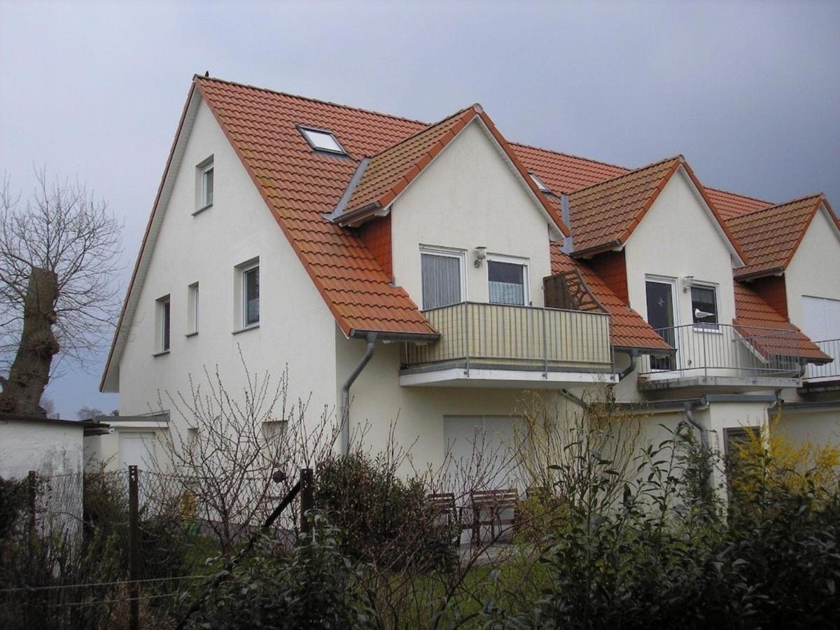 Ferienwohnung Moewe Zingst Esterno foto